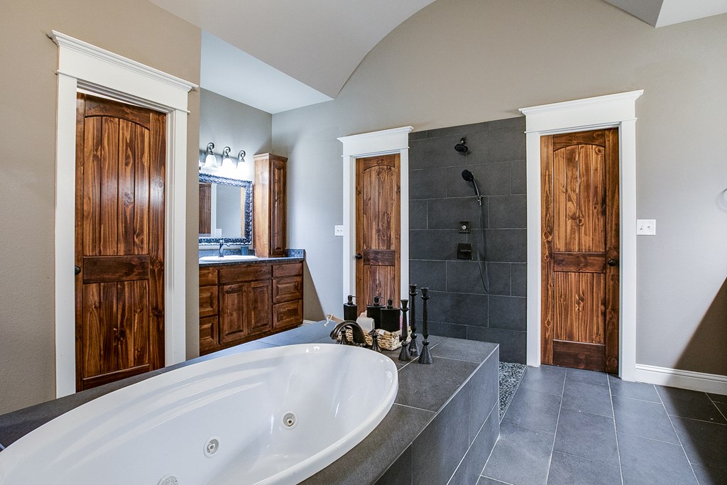 2030 Silver Creek Court Property Photo 20