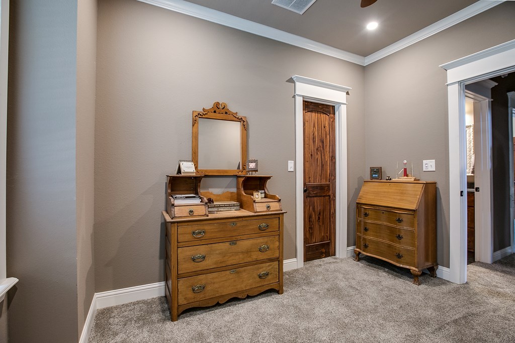2030 Silver Creek Court Property Photo 31