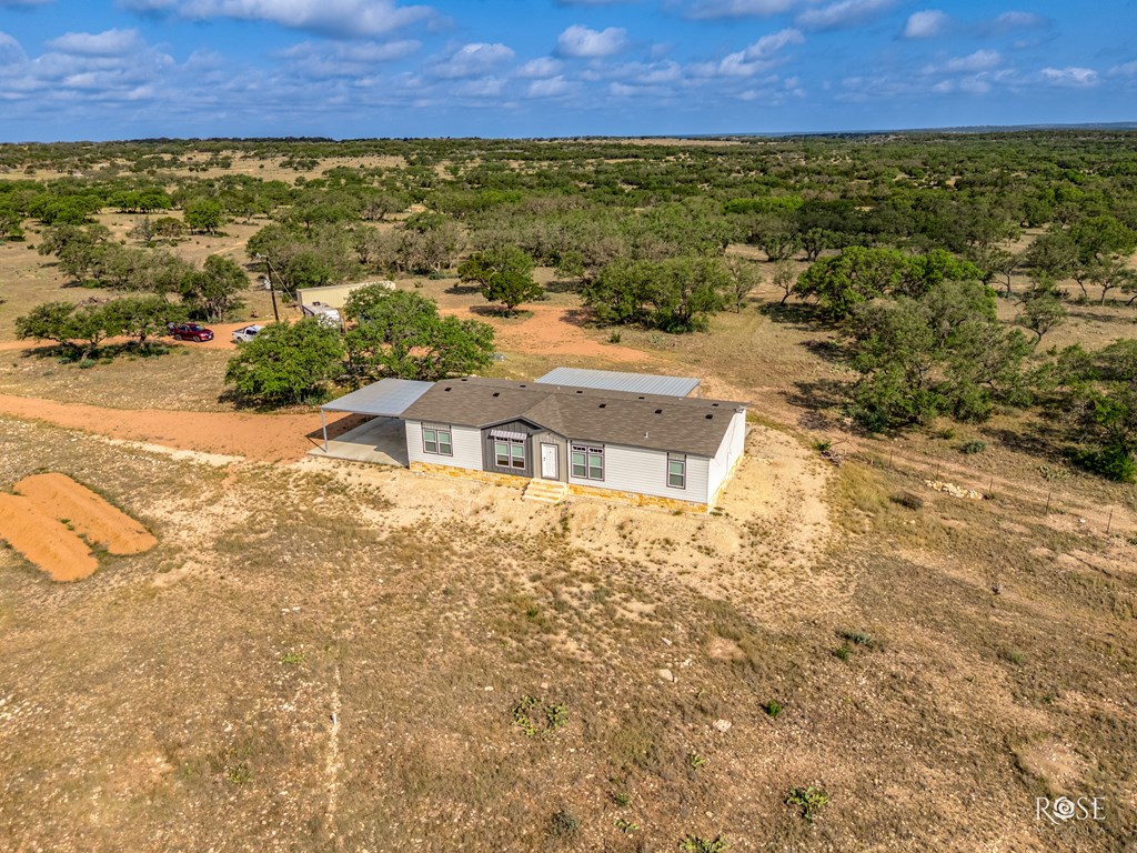 1393 Kc 2611 Property Photo 5