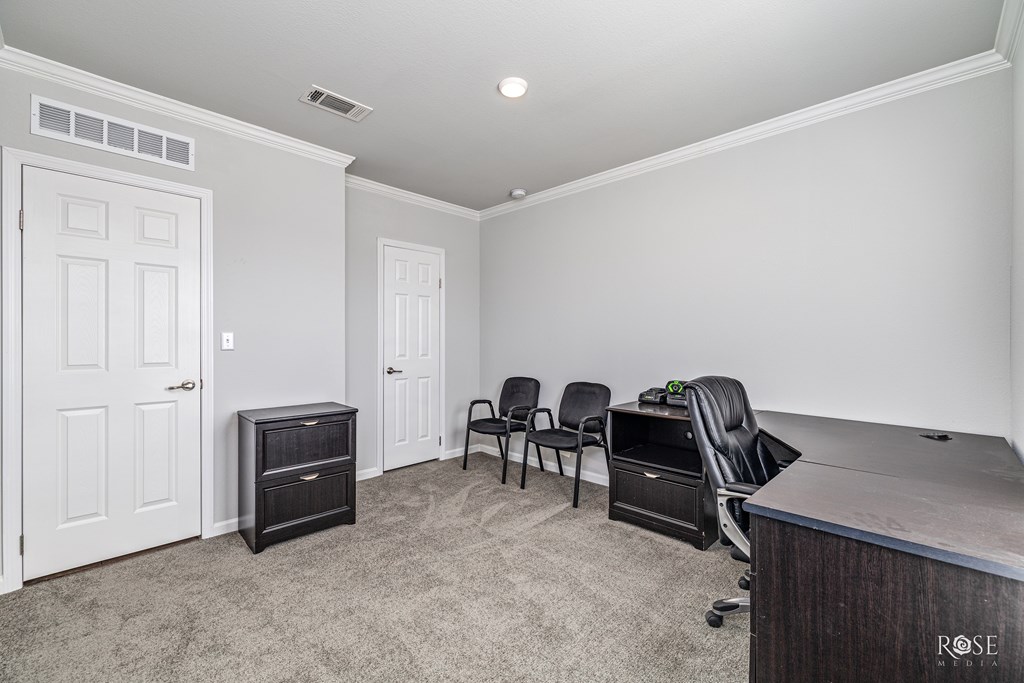 1393 Kc 2611 Property Photo 26