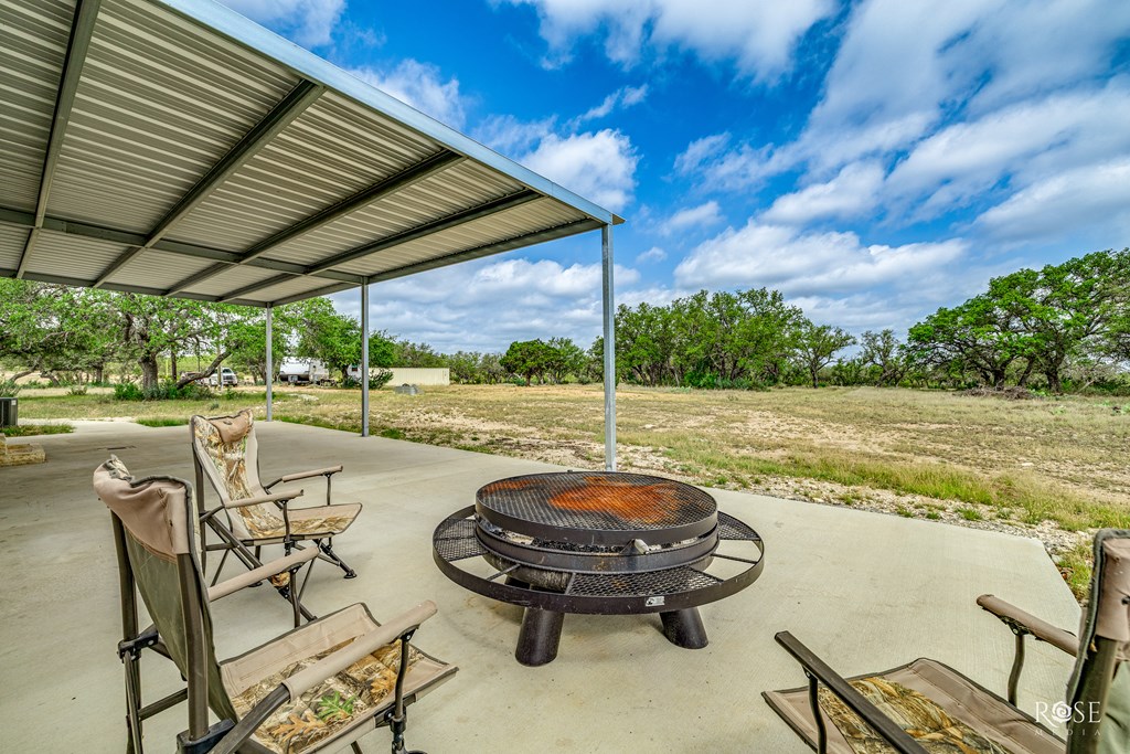 1393 Kc 2611 Property Photo 29