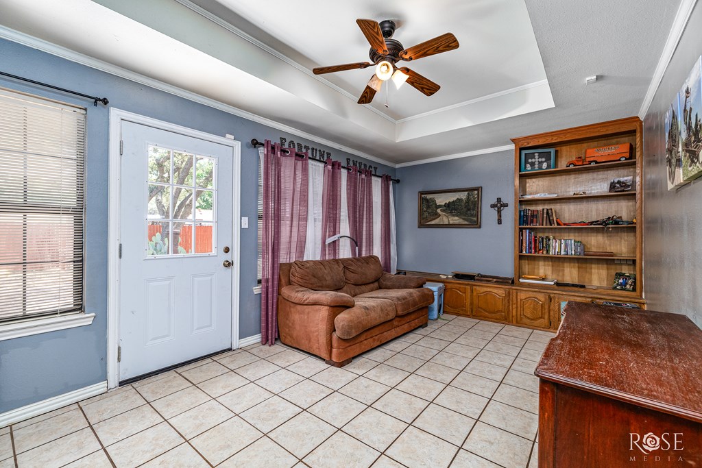 3405 Shadyhill Dr Property Photo 17