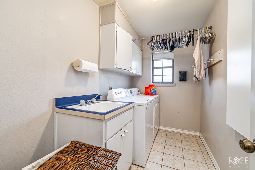 3405 Shadyhill Dr Property Photo 28