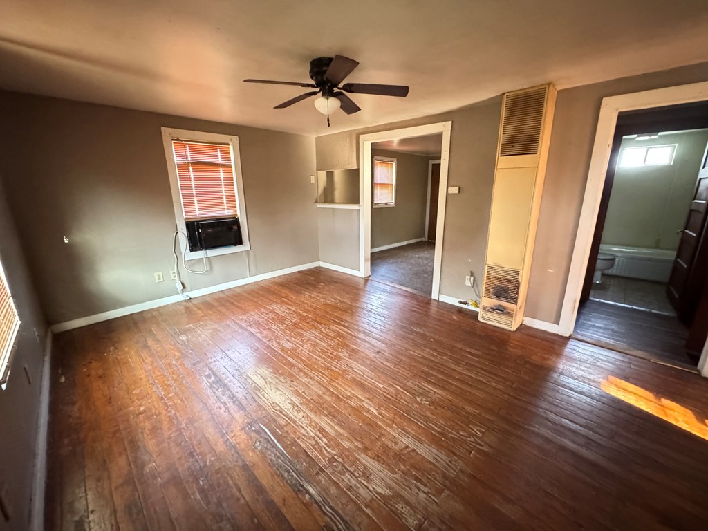 1829 Spaulding St Property Photo 3