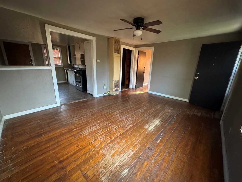1829 Spaulding St Property Photo 5