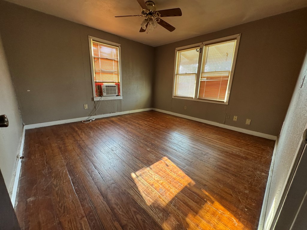 1829 Spaulding St Property Photo 8