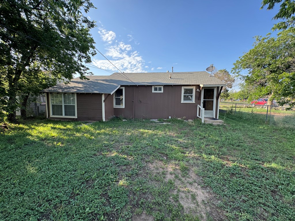 1829 Spaulding St Property Photo 14