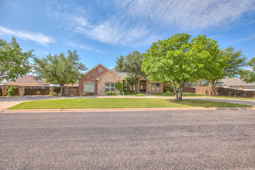 630 Ashford Dr Property Photo