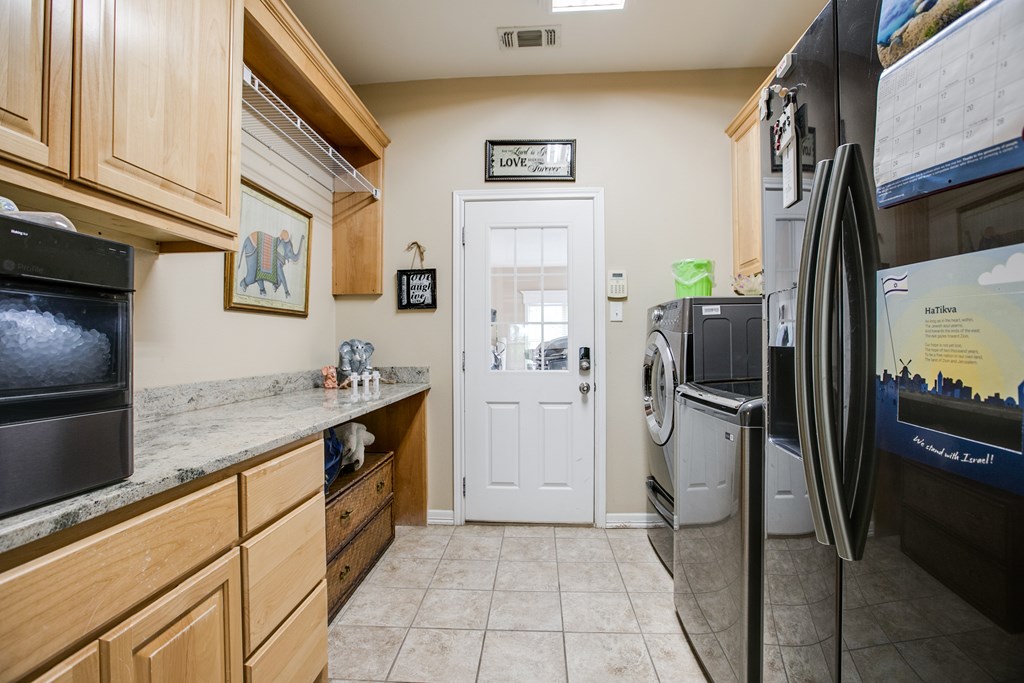 630 Ashford Dr Property Photo 25