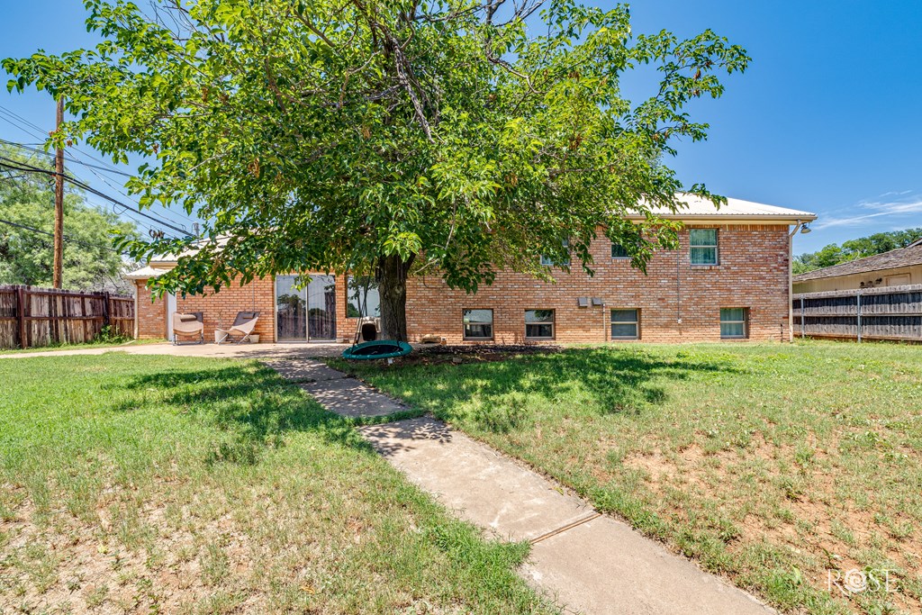 2113 Sul Ross St Property Photo 10