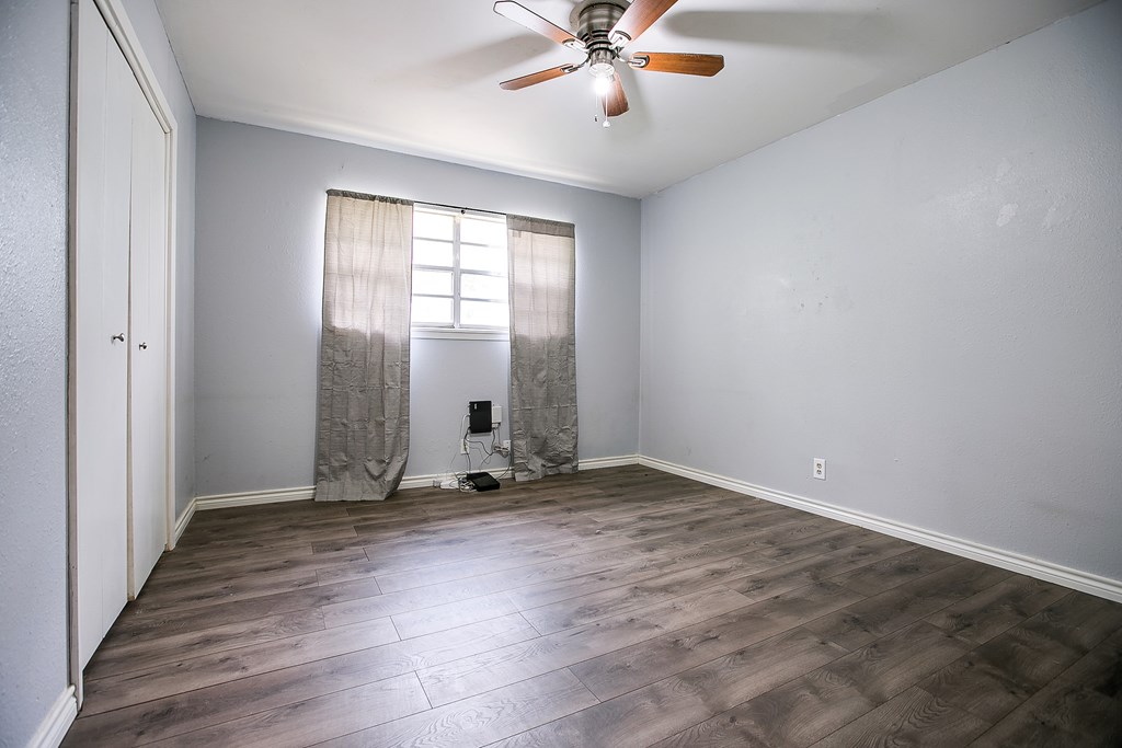 136 Arlington St Property Photo 11