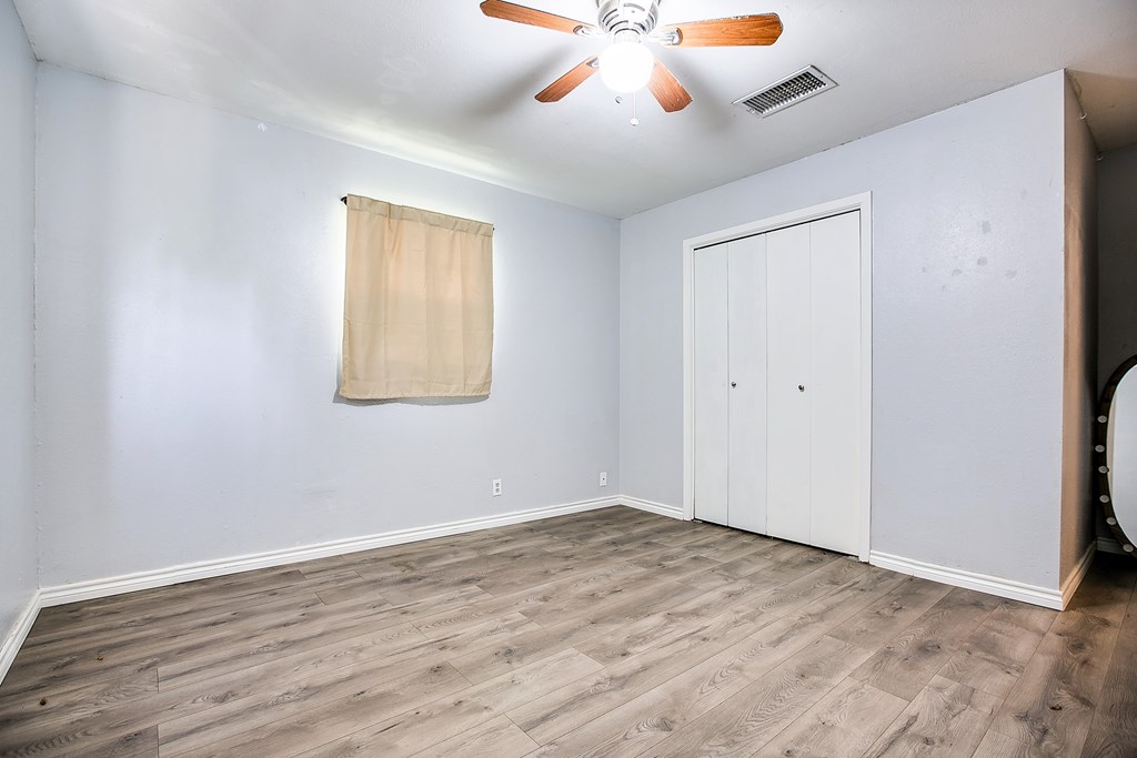 136 Arlington St Property Photo 13