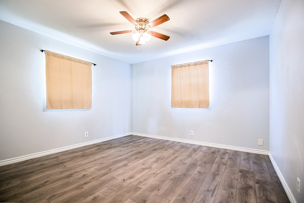 136 Arlington St Property Photo 14