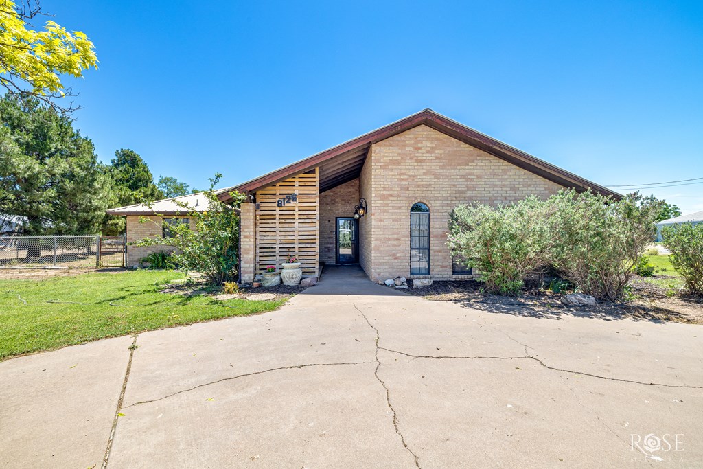 8126 N Fm 2288 Property Photo 3