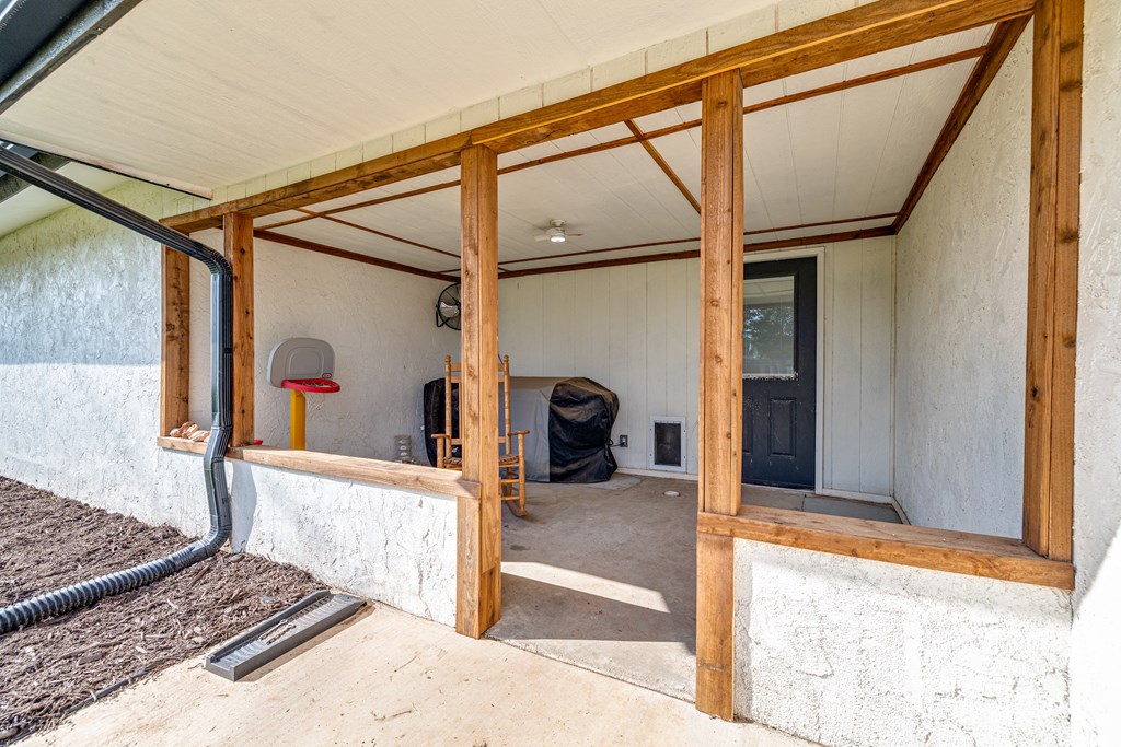 3610 Southland Blvd Property Photo 25