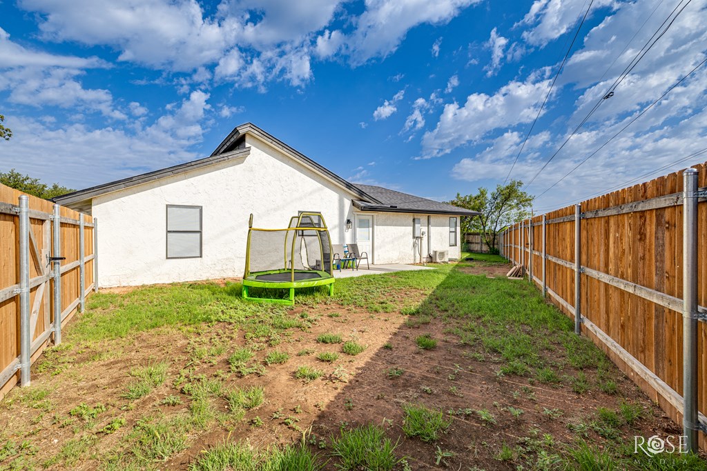 3610 Southland Blvd Property Photo 36