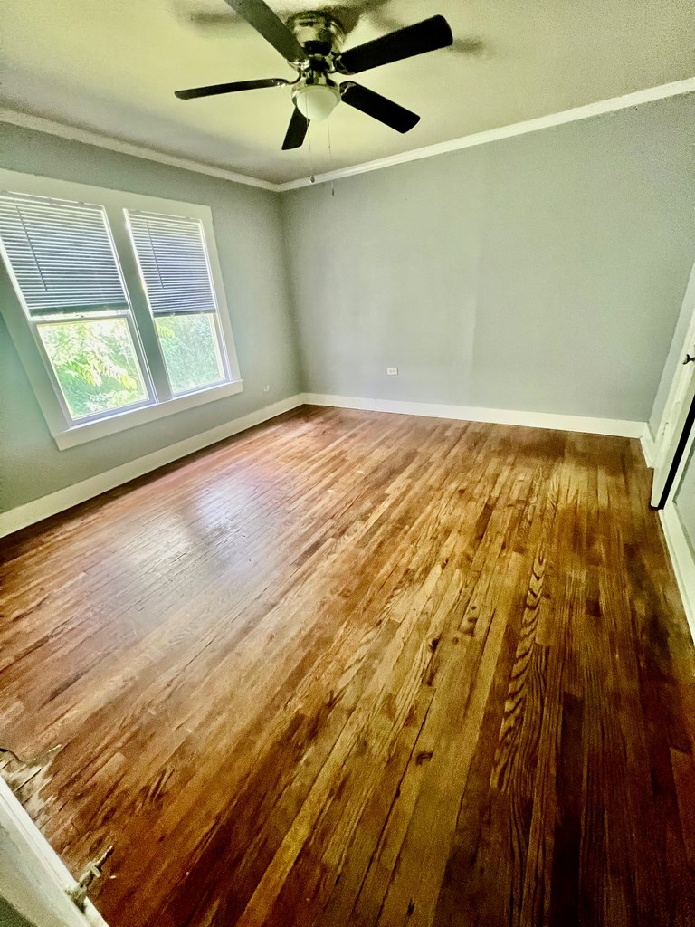 121 N Madison St Property Photo 4