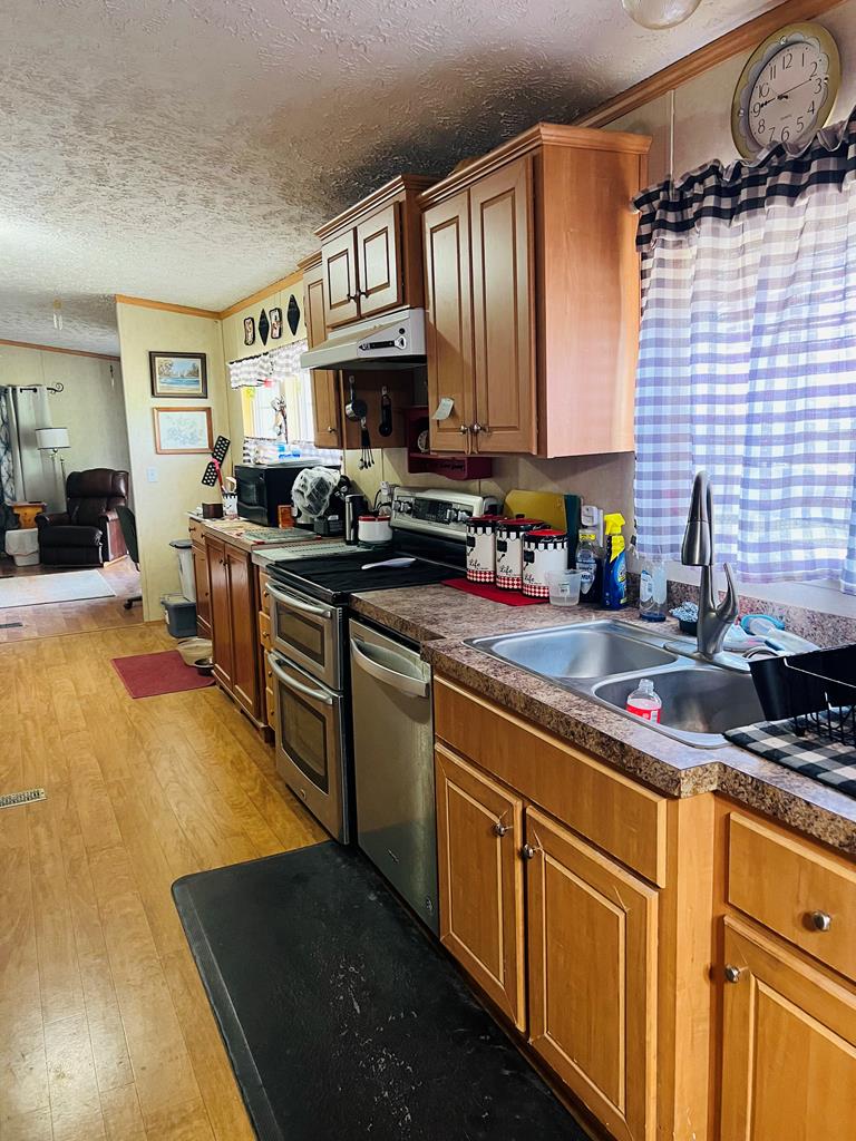 114 Nogales Circle Property Photo 4