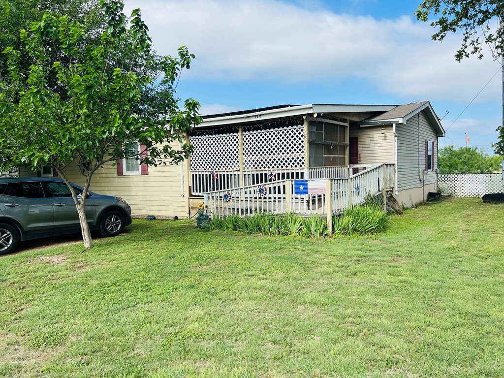 114 Nogales Circle Property Photo 17