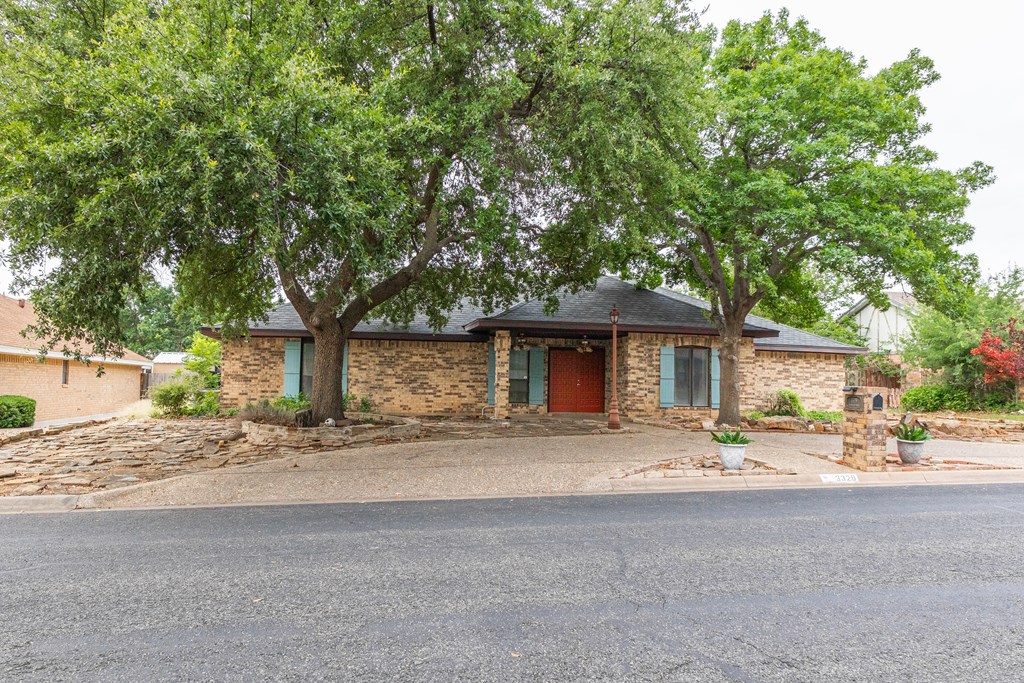 3329 Clearview Dr Property Photo 3