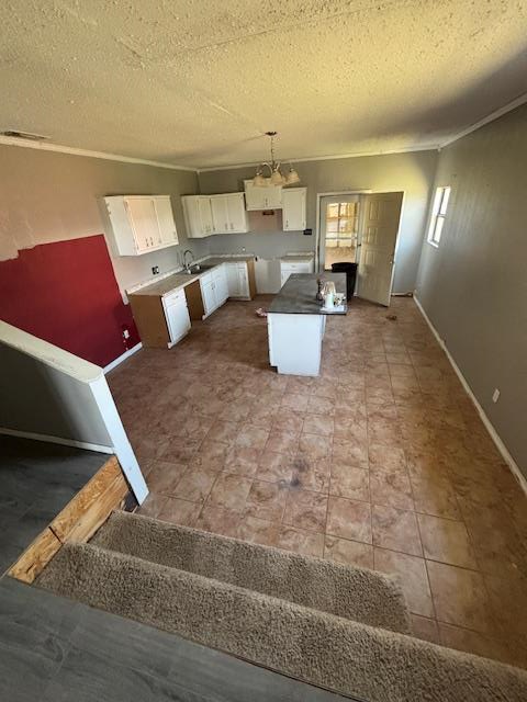7646 Violet St Property Photo 3