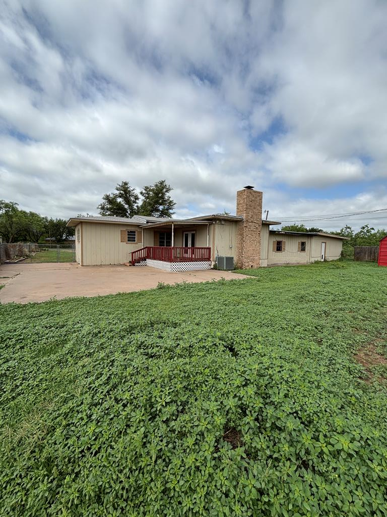 7646 Violet St Property Photo 12