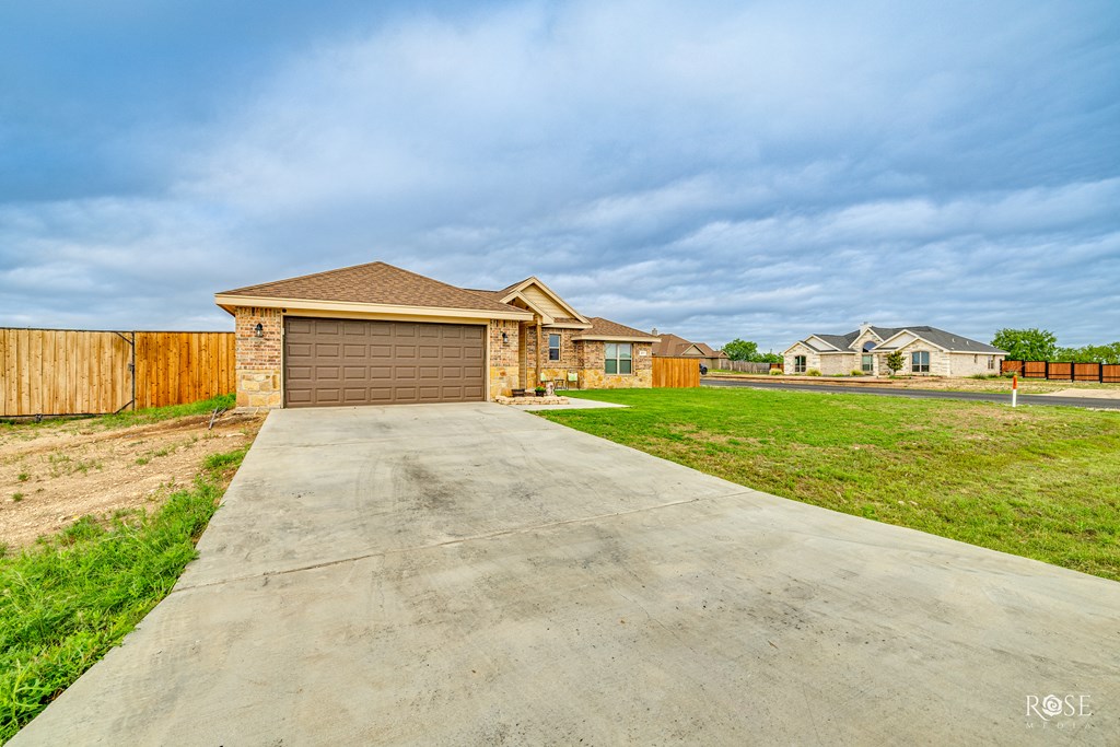 8079 Leopard Lane Property Photo 5