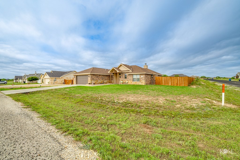 8079 Leopard Lane Property Photo 6