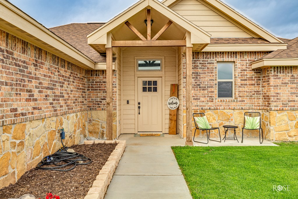 8079 Leopard Lane Property Photo 8