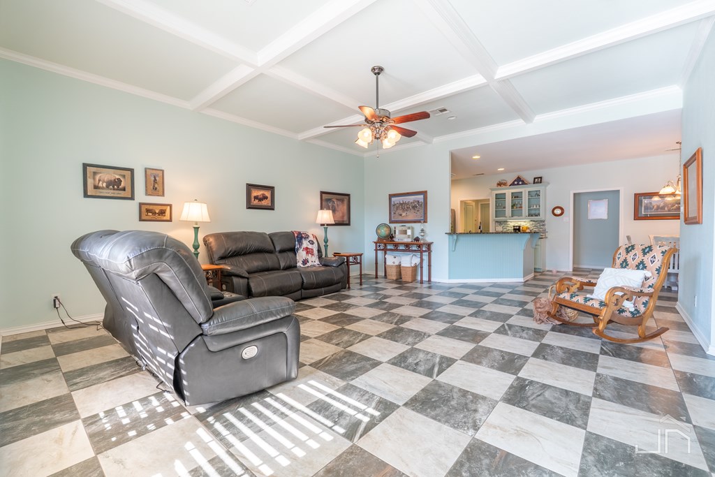 3067 Champions Circle Property Photo 3