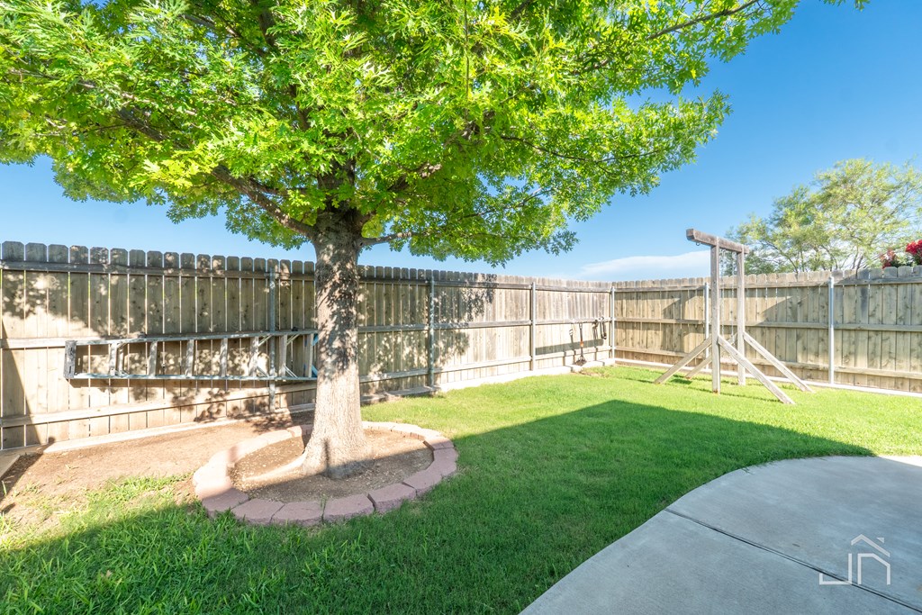 3067 Champions Circle Property Photo 15