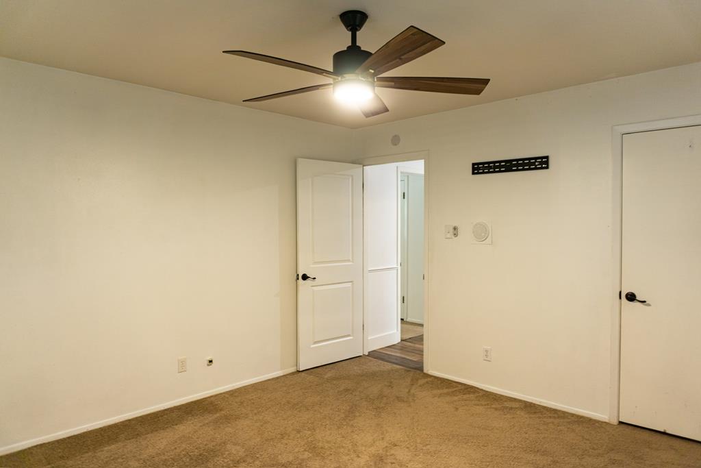 1917 S A&m Ave Property Photo 9