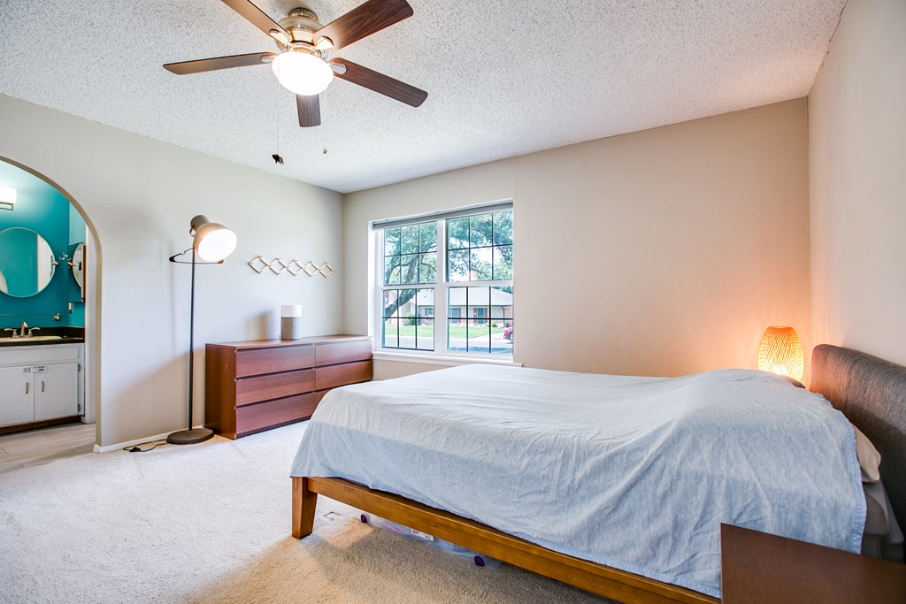 3209 Rockbrook Dr Property Photo 20