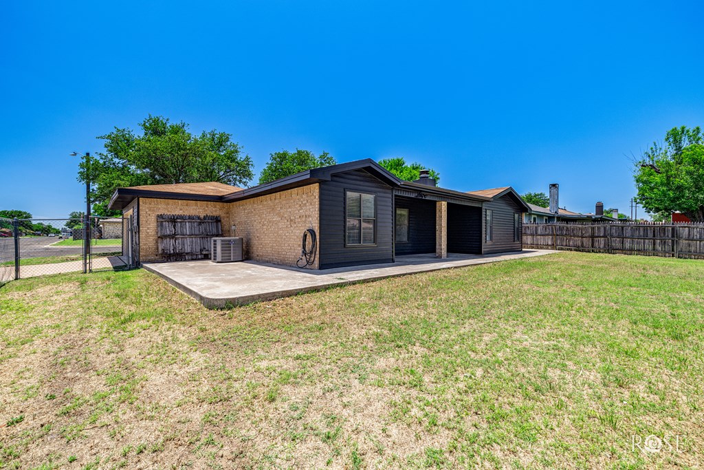 1702 Parkview Dr Property Photo 27