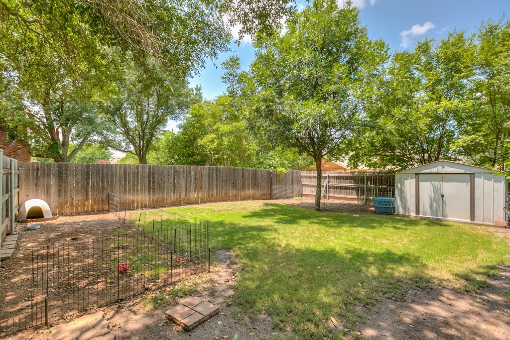 6033 Winners Circle Property Photo 13