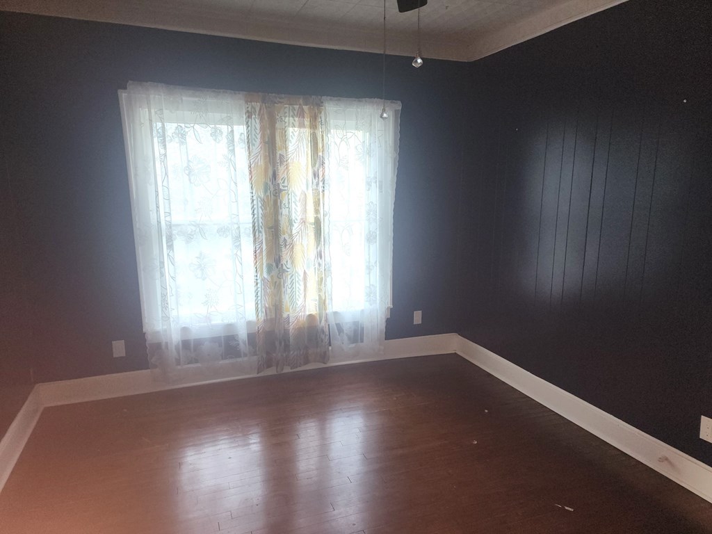 1309 Shafter St Property Photo 15