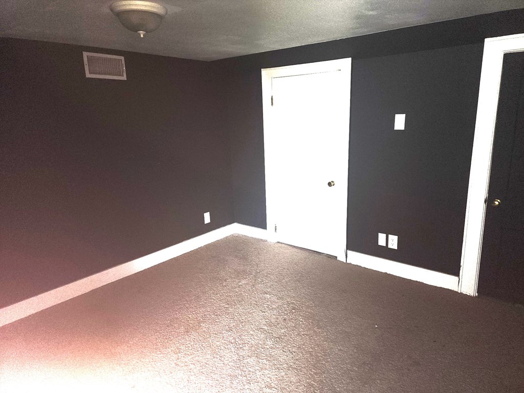 1309 Shafter St Property Photo 17