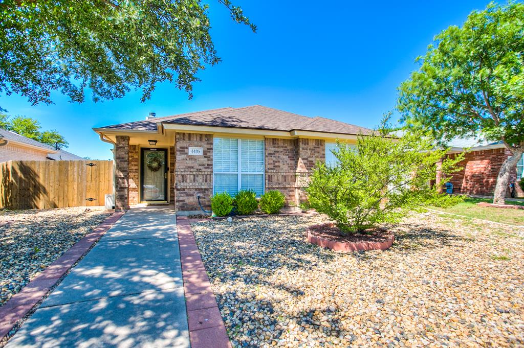 4405 Southland Blvd Property Photo 1