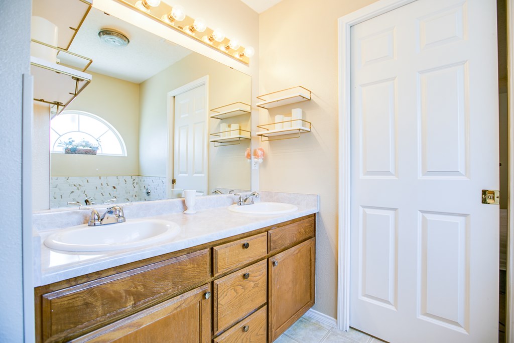 4405 Southland Blvd Property Photo 15