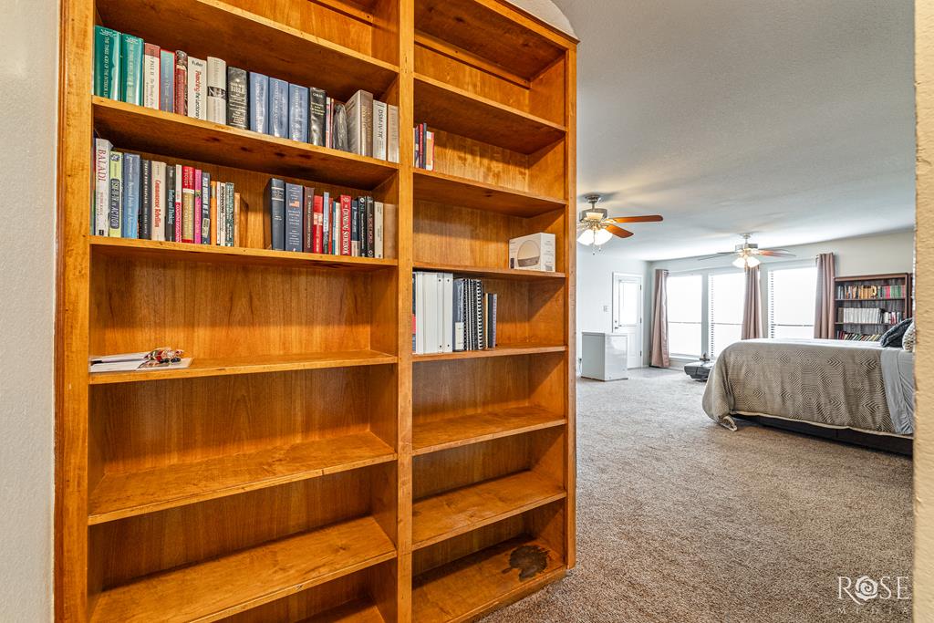 1726 S Park St Property Photo 11