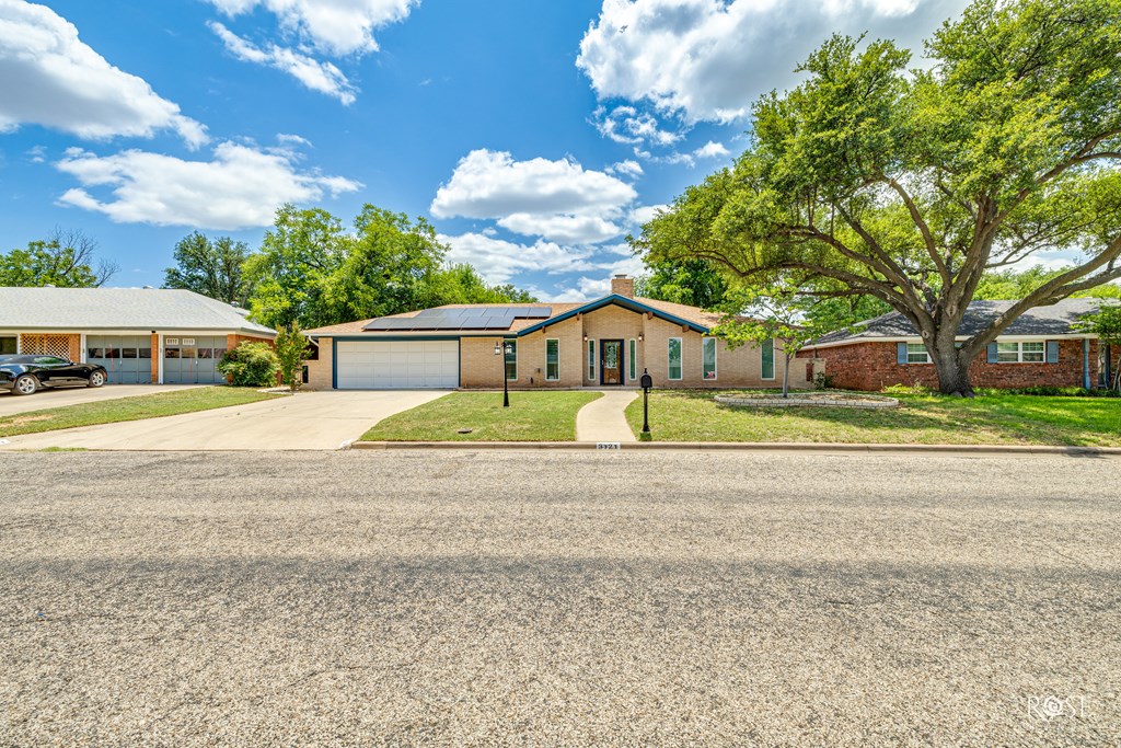 3121 Chatterton Dr Property Photo 3