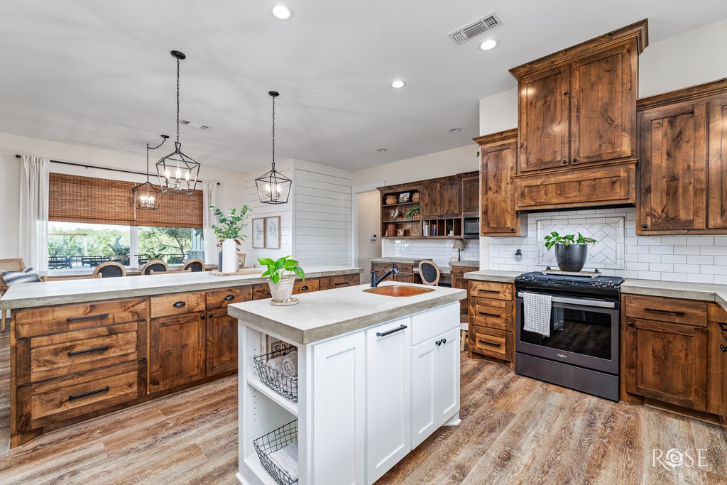 5448 Fm 388 Property Photo 16