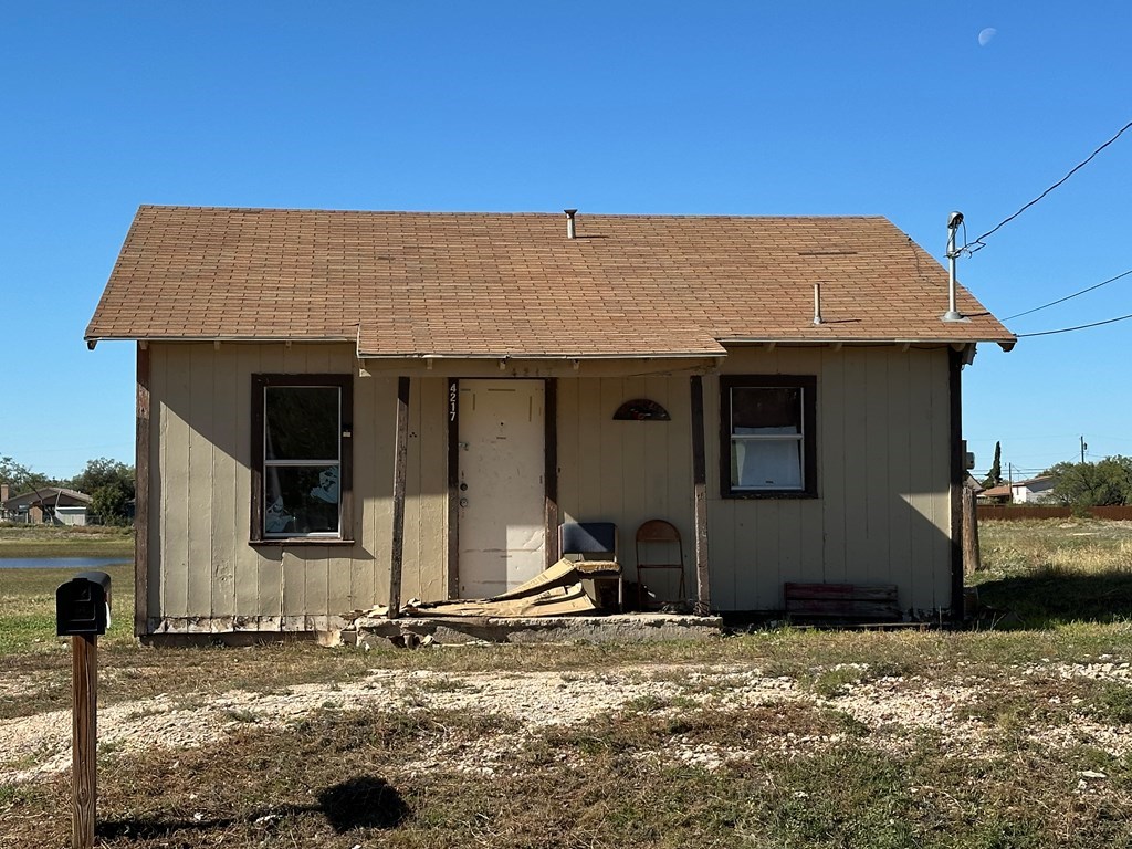 4307 Bowie St Property Photo 7