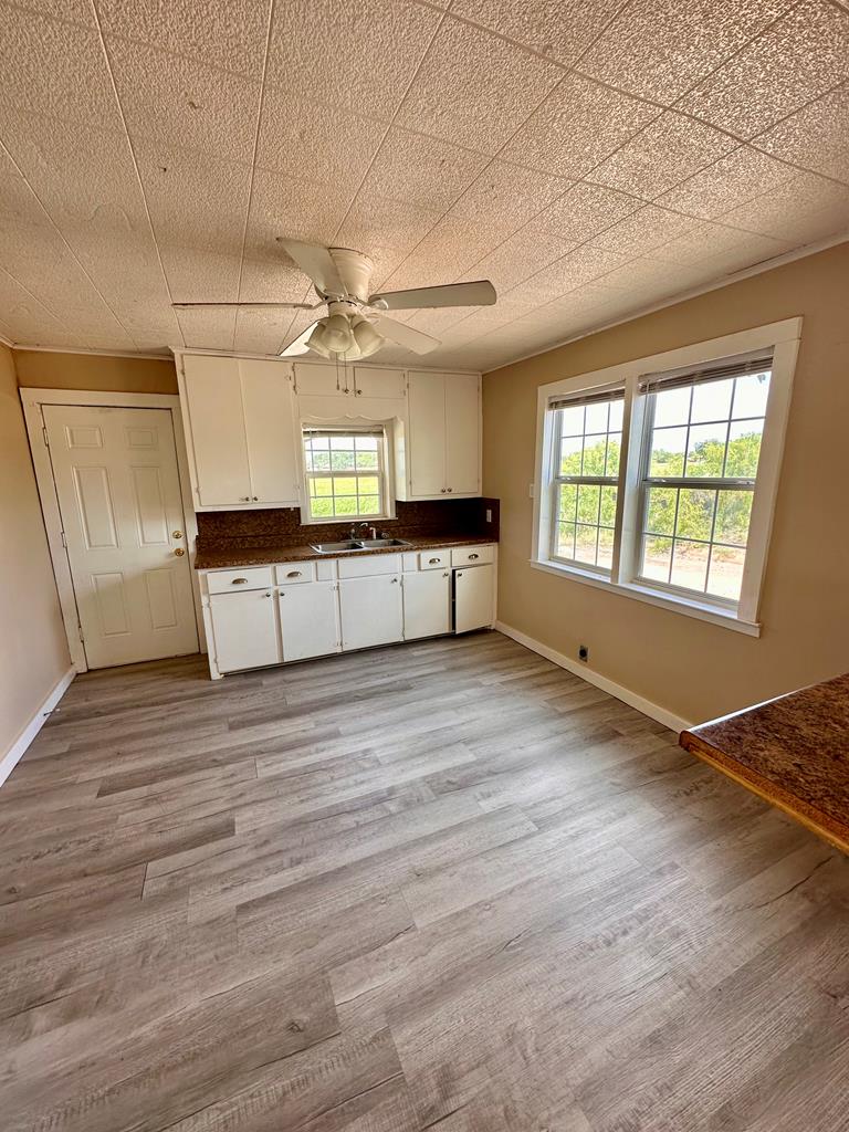 4307 Bowie St Property Photo 9