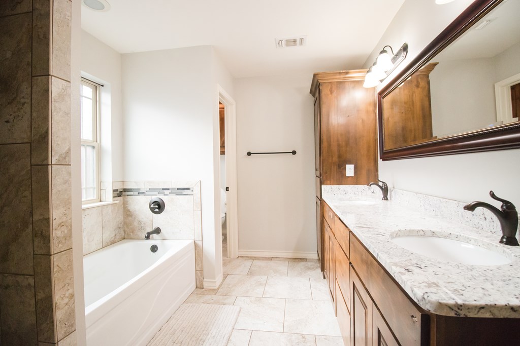5806 Willeke Drive Property Photo 8