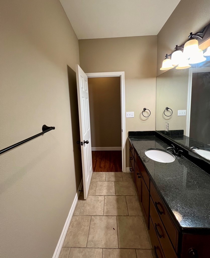 4314 Chisholm Trail Property Photo 16