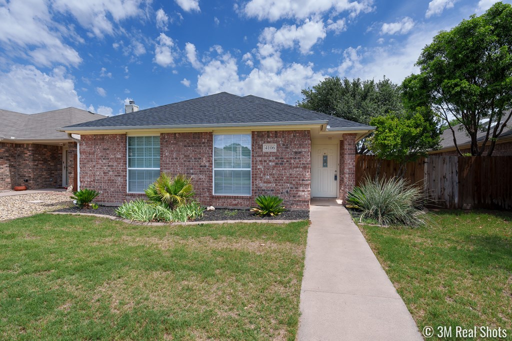 4106 Green Meadow Dr Property Photo 3