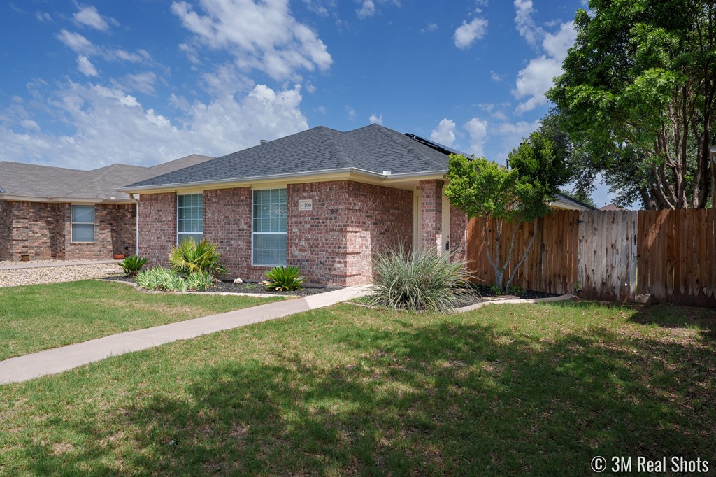 4106 Green Meadow Dr Property Photo 5
