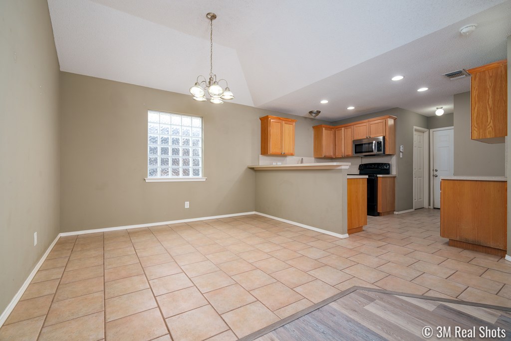 4106 Green Meadow Dr Property Photo 10