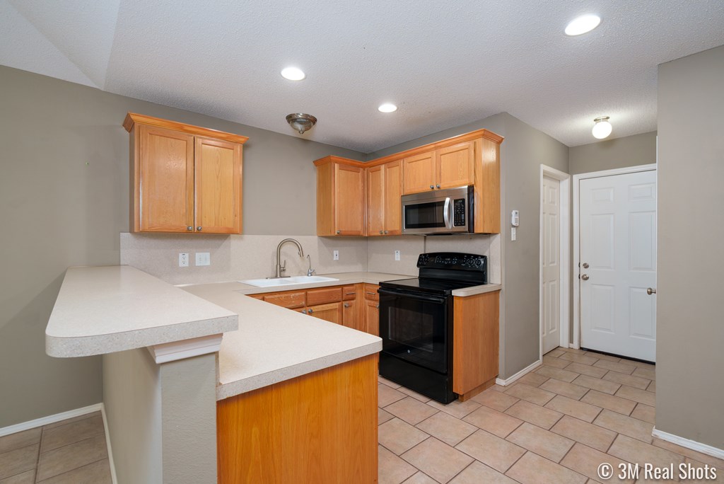 4106 Green Meadow Dr Property Photo 12